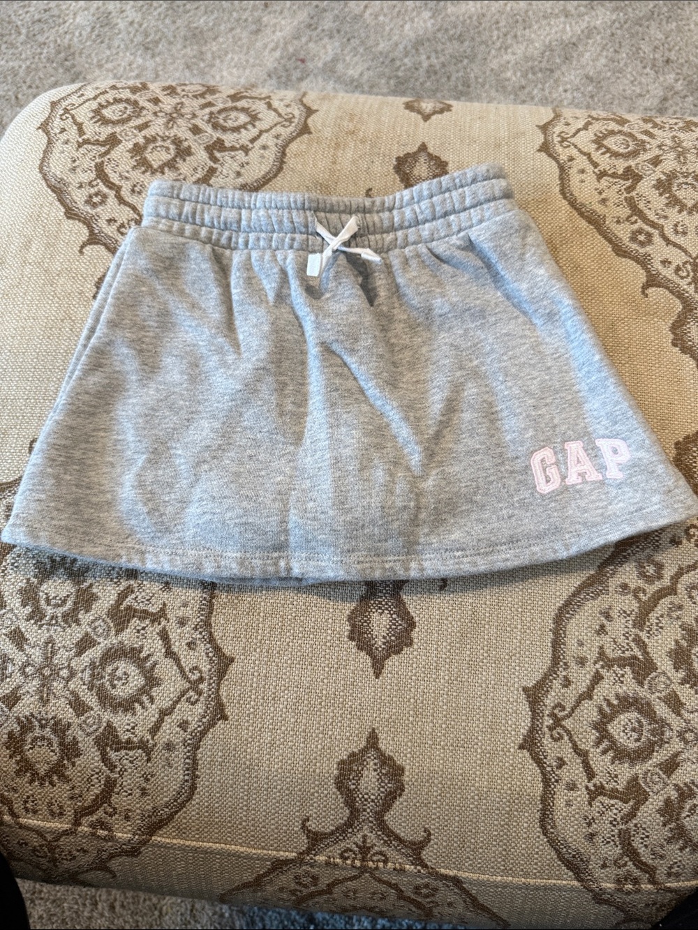 GAP Light Gray Skort with Pink Logo